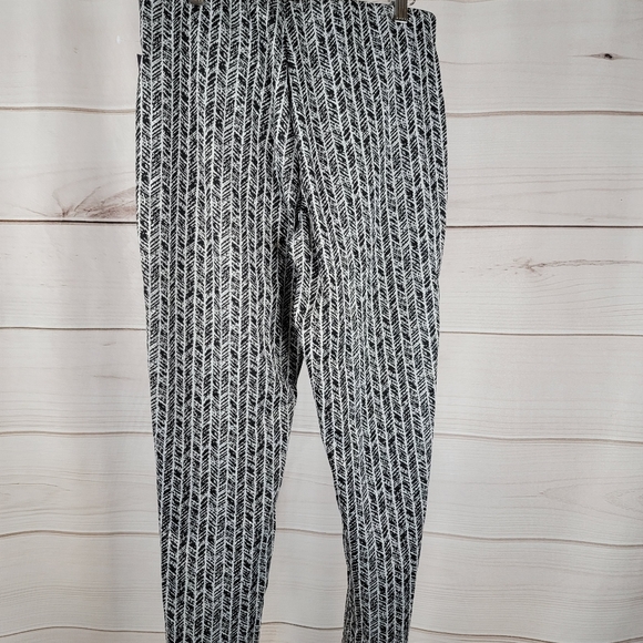 F. Forward Black White Pants Size L NWT #B61 - Picture 4 of 6